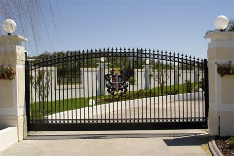 Custom Driveway Gates Rose Fence Company In Central Fl