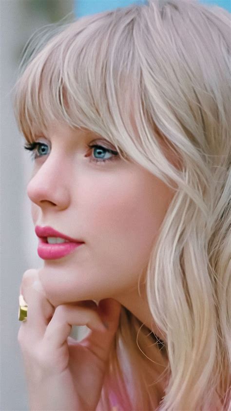 Top 17 Most Beautiful Women In The World Zestvine 2021 Taylor