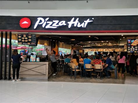 Pizza Hut Opens Its Flagship Store At Sm Mall Of Asia ~ The Kitchen