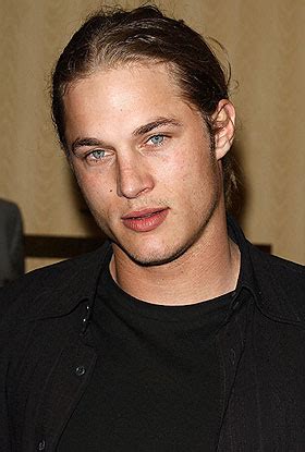 Travis fimmel, an australian actor and model, rose to prominence with his role in the famous tv series, vikings as ragnar lothbrok. Travis Fimmel galeria de fotos y noticias | hola.com