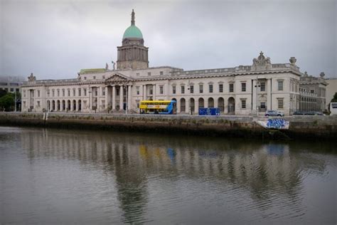 25 Photos That Will Make You Want To Visit Dublin Ireland