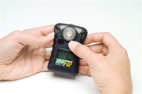 A variety of gases can be detected depending upon the sensor installed. MSA Altair Pro Single-Gas Detector - Hydrogen Sulfide (H2S ...