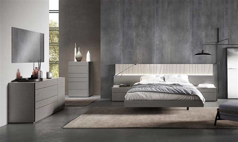 Grey Bed With Light Grey Lacquer Nj Paola Contemporary Bedroom