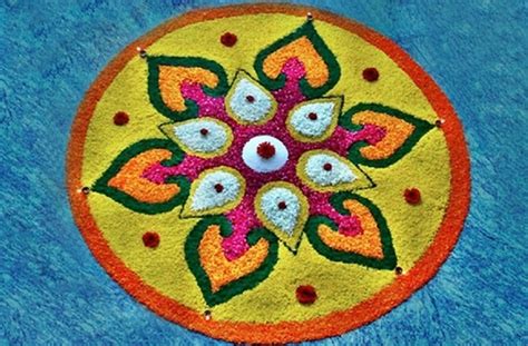For instance, on the 2nd day of onam, a second layer is added to the onam rangoli design at the least. Onam Rangoli Design & Patterns / Pookolam Designs