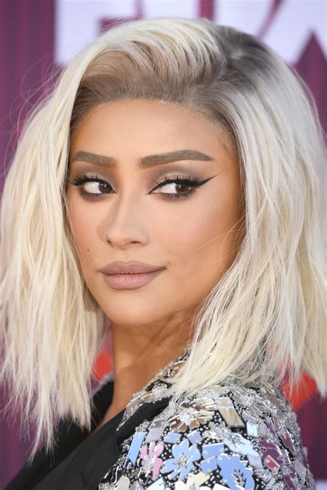 Shay Mitchell Blond Hair March 2019 | POPSUGAR Beauty Photo 15