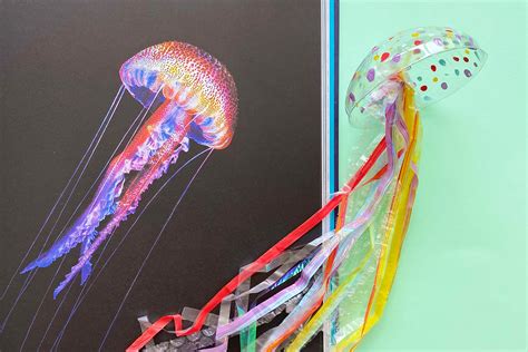 Make A Jellyfish Mobile Out Of A Recycled Plastic Bottle