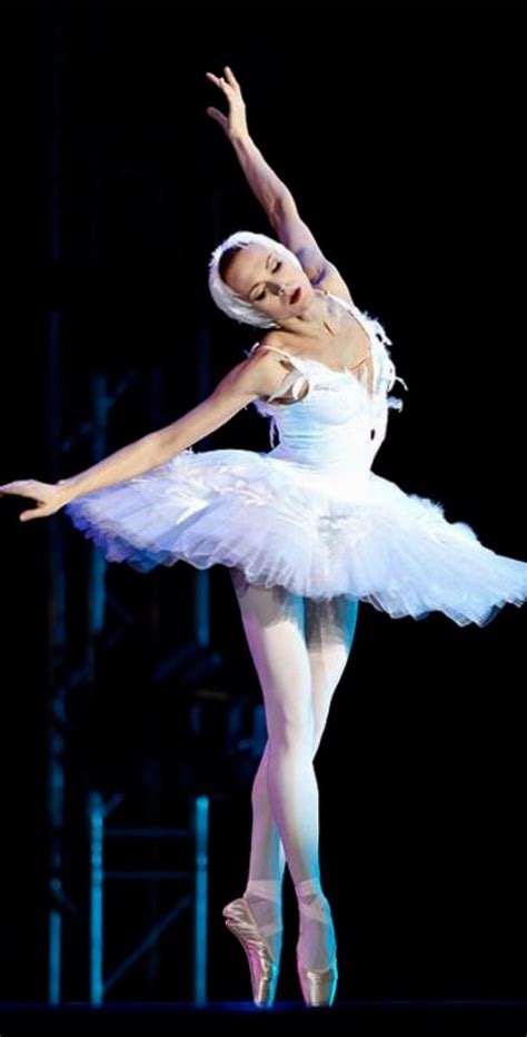 Swan Lake Odette Ballet Images Ballet Beautiful Ballet Photos