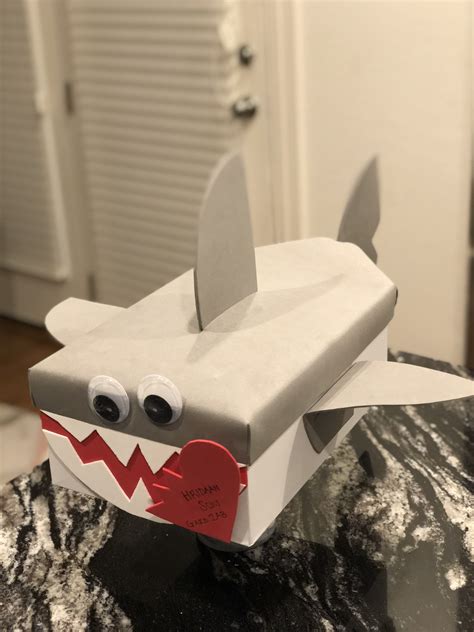 My Version Of Shark Valentine Box For Hris Valentine T Exchange ️
