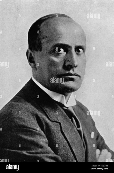 Il Duce Benito Mussolini Schwarzweiß Stockfotos Und Bilder Alamy