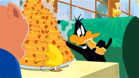 Mr Wiener Daffy Duck The Looney Tunes Show Youtube