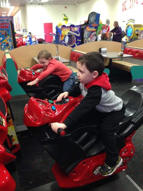 One would be how to check your chuck e. Head to Chuck E. Cheese for a Paddington Travel Tag ...