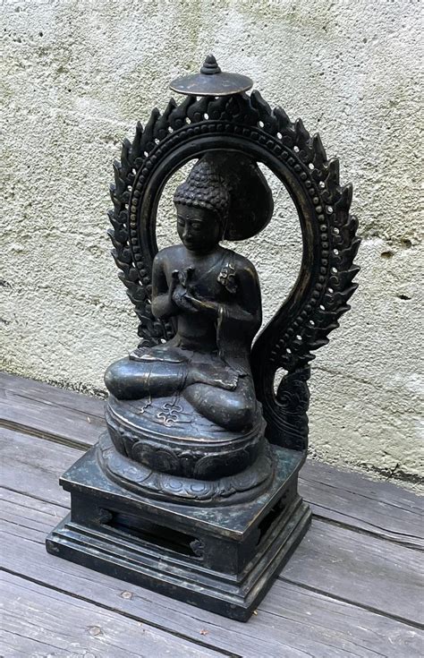 Mid Century Seated Buddha Sculpture In Cast Bronze For Sale At 1stdibs