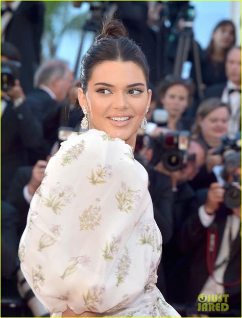 Kendall Jenner Makes Epic Entrance At Cannes Film Festival Photo