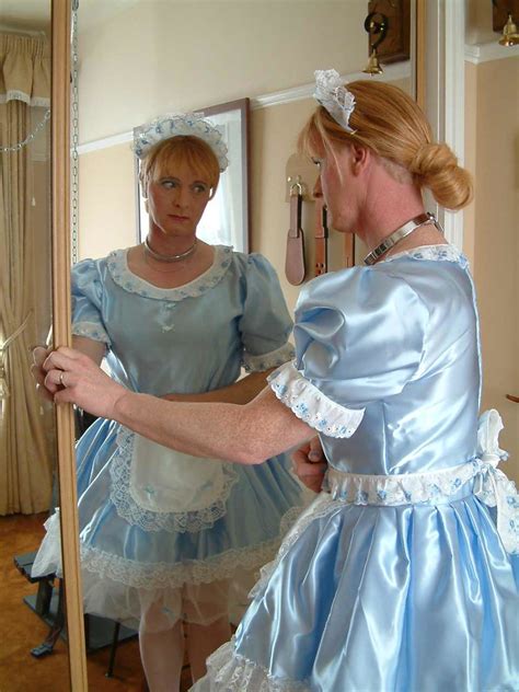 Md Satin French Maids Uniform Maid Looking In Mirror Jparsons Flickr