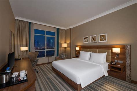 Отель Hilton Garden Inn Dubai Al Muraqabat Дубай ОАЭ