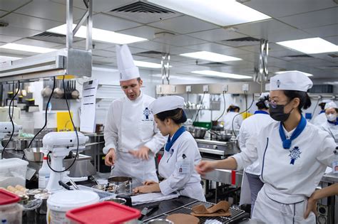 Blog- “Having Trouble Deciding Between Passion for Food & Career?” Here