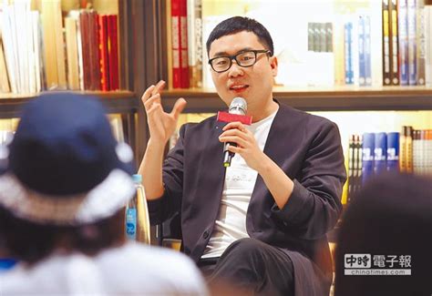 The site owner hides the web page description. 大陸暢銷200萬冊－蔡崇達皮囊憶父 - 中時電子報