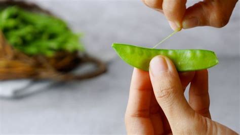 How To Prepare Snow Peas For Cooking 10 Steps With Pictures In 2022