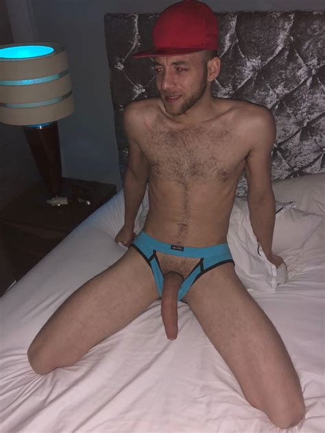 Ronnie English New Hung Brit Porn Performer Lpsg Sexiezpix Web Porn