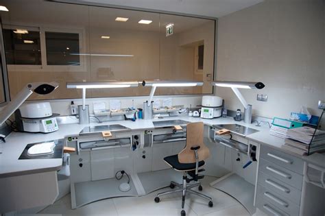Dental Laboratory Benches