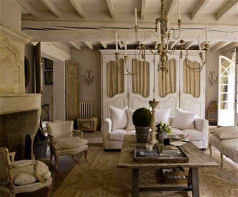 The provence style embodies all the best aspects of traditional french country style. Décor de Provence