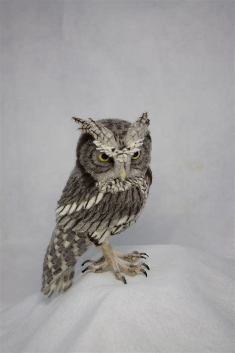 What kind of bird makes a loud screeching sound at night? Kiyoshi Mino // Needle Felted Animals: Western Screech Owl