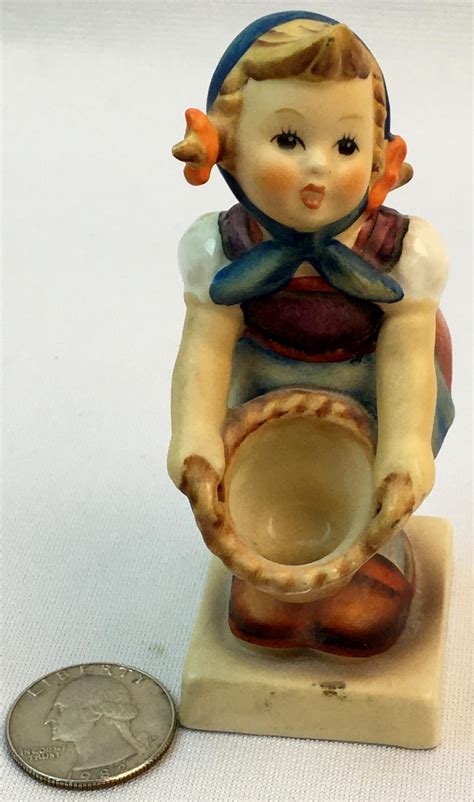 Lot - Vintage 1960's Hummel Figurine "Little Helper" #73 TMK3