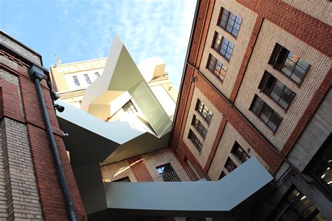 Basel - Where tradition meets modernity - Artchitectours