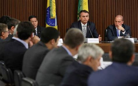Bolsonaro Se Reúne Com Ministros No Palácio Do Planalto Política Ig
