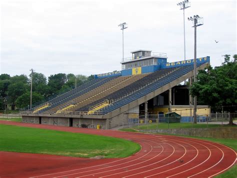 Hs Football Stadiums High School Football Stadium Designs Peschstats