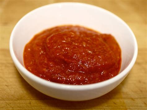 From meticulously tested recipes and objective equipment reviews to explainers and features about food science, food issues, and different cuisines all around the world, seriouseats.com offers readers everything they need to know to cook well and eat magnificently. Poll: Sugar in Tomato Sauce, Way or No Way? | Serious Eats
