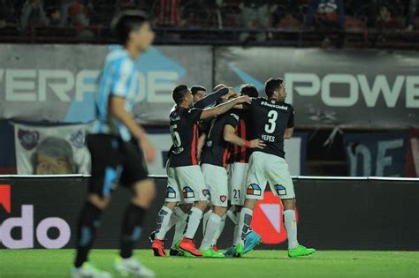 San lorenzo de alem haven't won a match in 6 attempts. San Lorenzo on Twitter: "Con la victoria de anoche, # ...