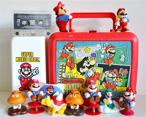 Vintage Super Mario Bros Lot Lunchbox Figures Cup