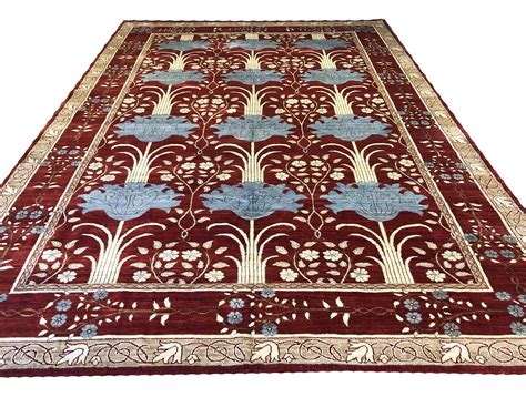 Fine Arts And Crafts William Morris Design Carpet 420cm X 300cm