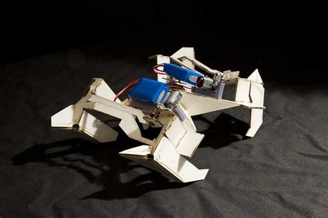 Origami Robot Folds Itself Up Crawls Away Mit News Massachusetts