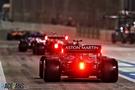 Motor Racing Formula One World Championship Bahrain Grand Prix Qualifying Day Sakhir