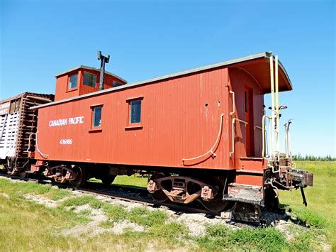 Cpr Caboose 436986 Stirling Ab Train Cabooses On