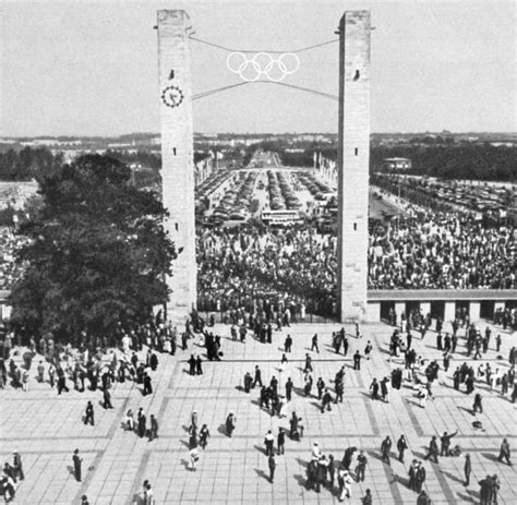 The 1936 games marked the second and most recent time the international olympic committee gathered to vote in a city that was bidding to hos. Olympische Spiele 1936: Oliver Hilmes' Buch über die große ...