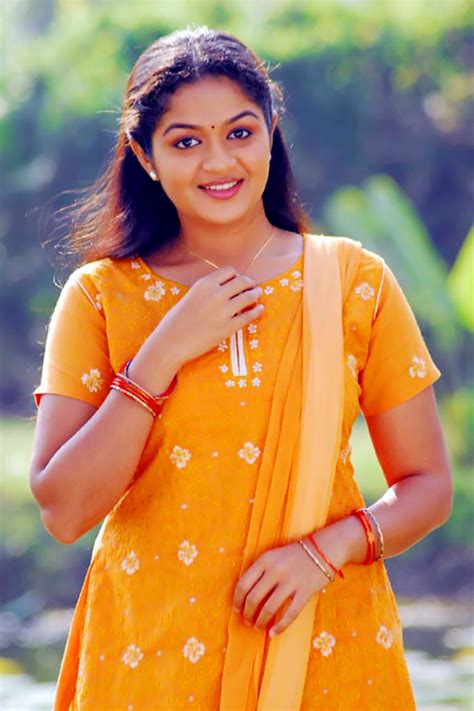 Free Karthika Cute Malayalam Actress Hq New Photo Gallery Photo Plus