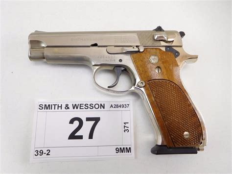 Smith And Wesson Model 39 2 Caliber 9mm
