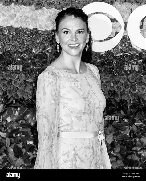 New York Ny June 09 2019 Sutton Foster Attends The 73rd Annual