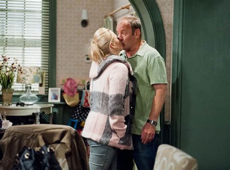 Emmerdale Spoiler Tracy Kisses Jimmy After Finding Naughty Dvd Tv