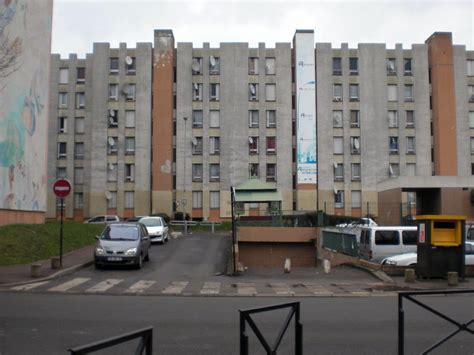 Take the bus from aulnay sous bois to aeroport cdg 1. les 3000 : aulnay sous bois | NiCoLaS OrAn | Flickr