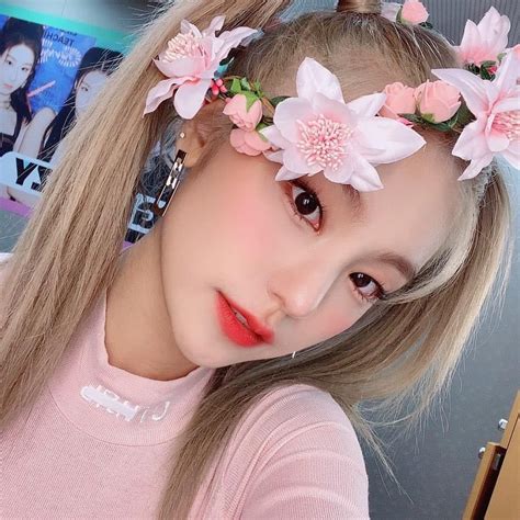 Itzy Pics On Twitter Instagram Update Kpop Aesthetic Photo Profil Kpop Idol Korean Girl