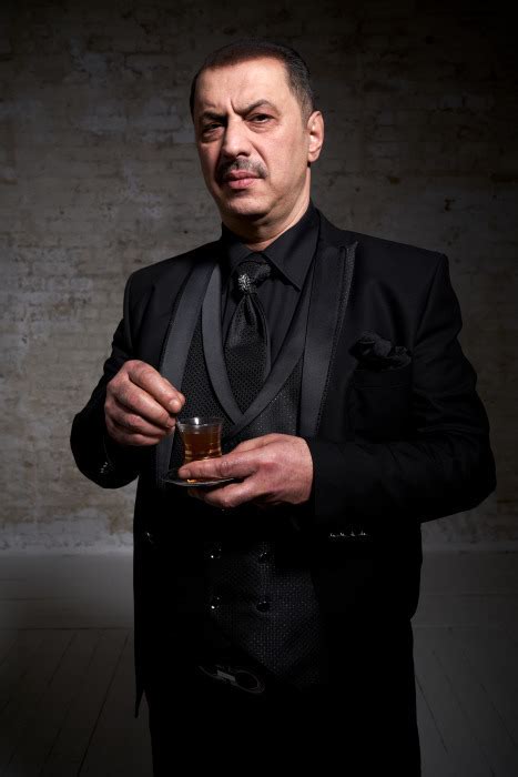 Ali does research in materials science and condensed matter physics. Mahmoud Al-Zein | Droemer Knaur