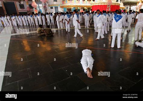 Sathya sai hospital hi-res stock photography and images - Alamy