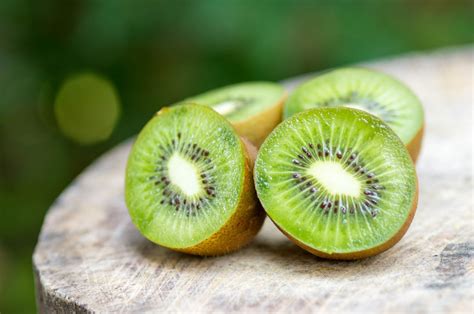 raisons de manger du kiwi le fruit le plus vitaminé de l hiver