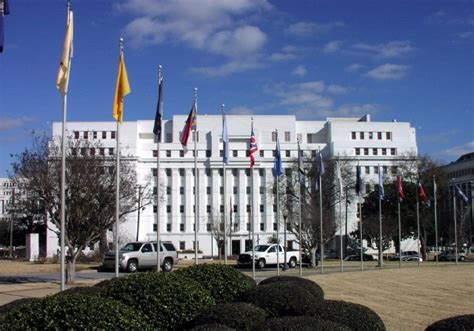 How to buy a house in alabama. Alabama State House - Exploring Montgomery