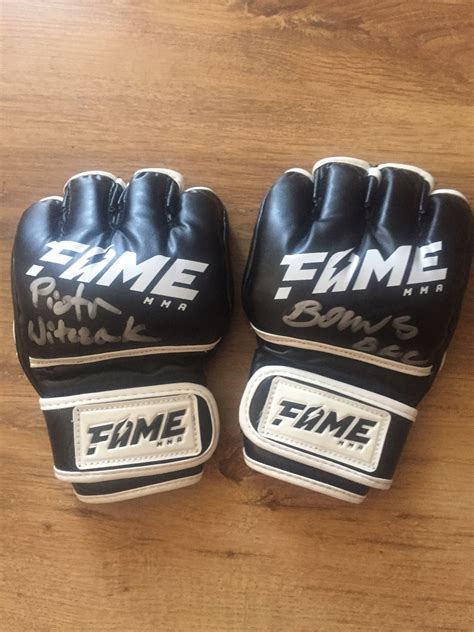 Najciekawsze momenty uchwycone w slow motion podczas walk na fame mma 7 🔥🔥🔥🔥🔥największa gala typu freak fight w polscemain event: Rękawice MMA Bonusa BGC z autografem Fame MMA 2 ...
