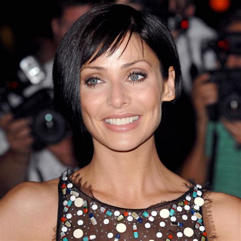 I thought i saw a man brought to life he was warm, he came around like he was dignified he showed me. Natalie Imbruglia -> Paroles et tablatures
